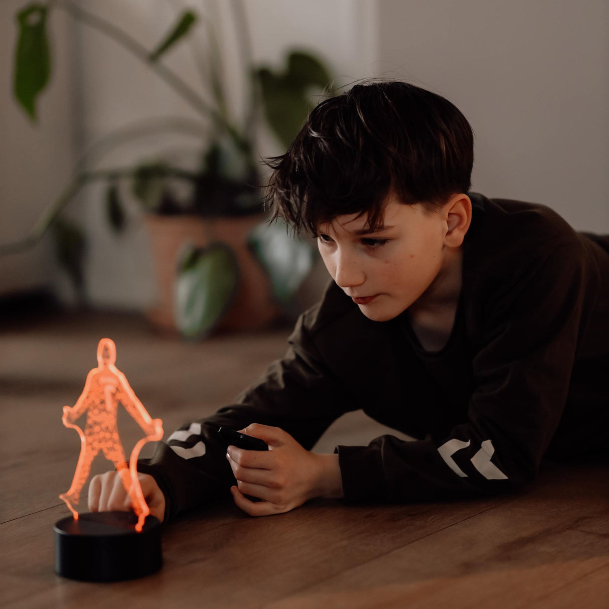 Cristiano Ronaldo 3D Fodbold lampe - Lyser i 7 farver - Lukaki.dkCristiano Ronaldo 3D Fodbold lampe - Lyser i 7 farver