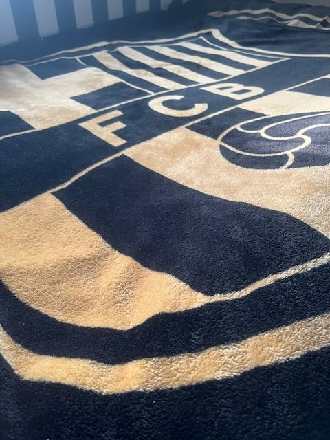 FC Barcelona fleece tæppe - 130x160 cm. - Lukaki.dkFC Barcelona fleece tæppe - 130x160 cm.