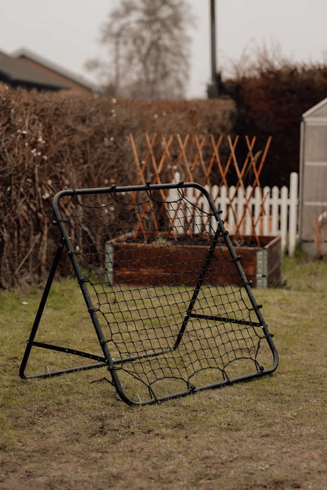 Fodbold Rebounder 100 x 100 cm. - Lukaki.dkFodbold Rebounder 100 x 100 cm.