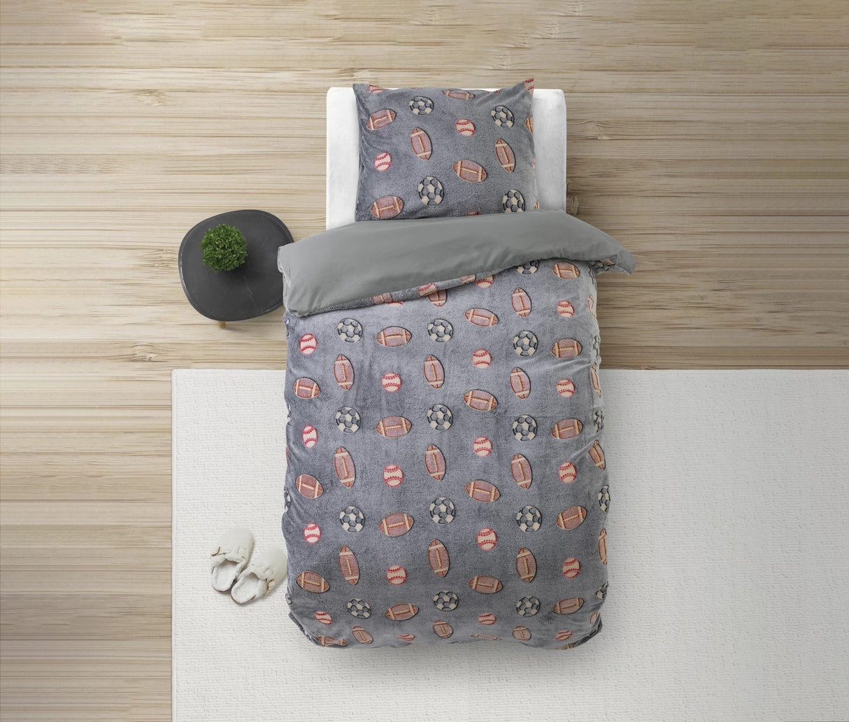 Selvlysende sports sengetøj - 135x200 cm. - Lukaki.dkSelvlysende sports sengetøj - 135x200 cm.