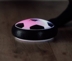 Svævende fodbold med LED lys effekt (Hover Ball) - Lukaki.dkSvævende fodbold med LED lys effekt og lyd (Hover Ball) - Lukaki.dkSvævende fodbold med LED lys effekt og lyd (Hover Ball)