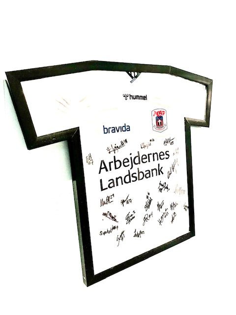 UMBRA T-shirt ramme med fodboldtrøje indrammet