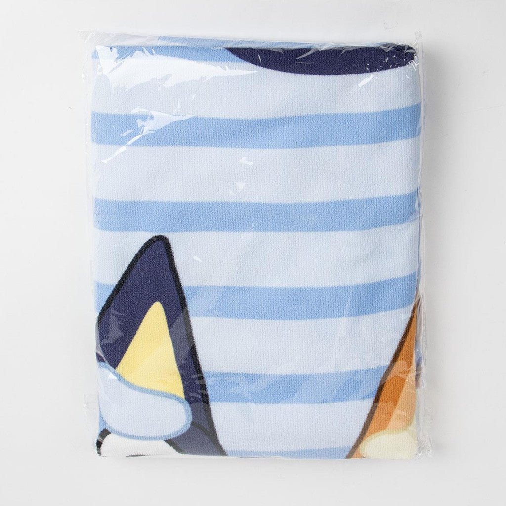 Bluey & Bingo badehåndklæde - 70x140cm - Lukaki.dkBluey & Bingo badehåndklæde - 70x140cm