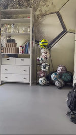 Sportsrygsæk med boldholder og skorum - vandafvisende og praktisk sampak