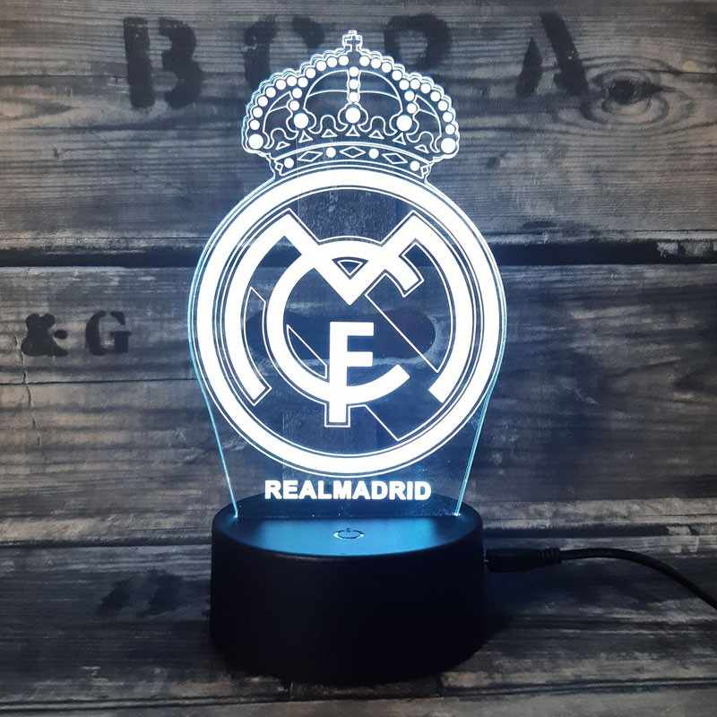 Real Madrid 3D Fodbold lampe - Lyser i 7 farver - Lukaki.dkReal Madrid 3D Fodbold lampe - Lyser i 7 farver